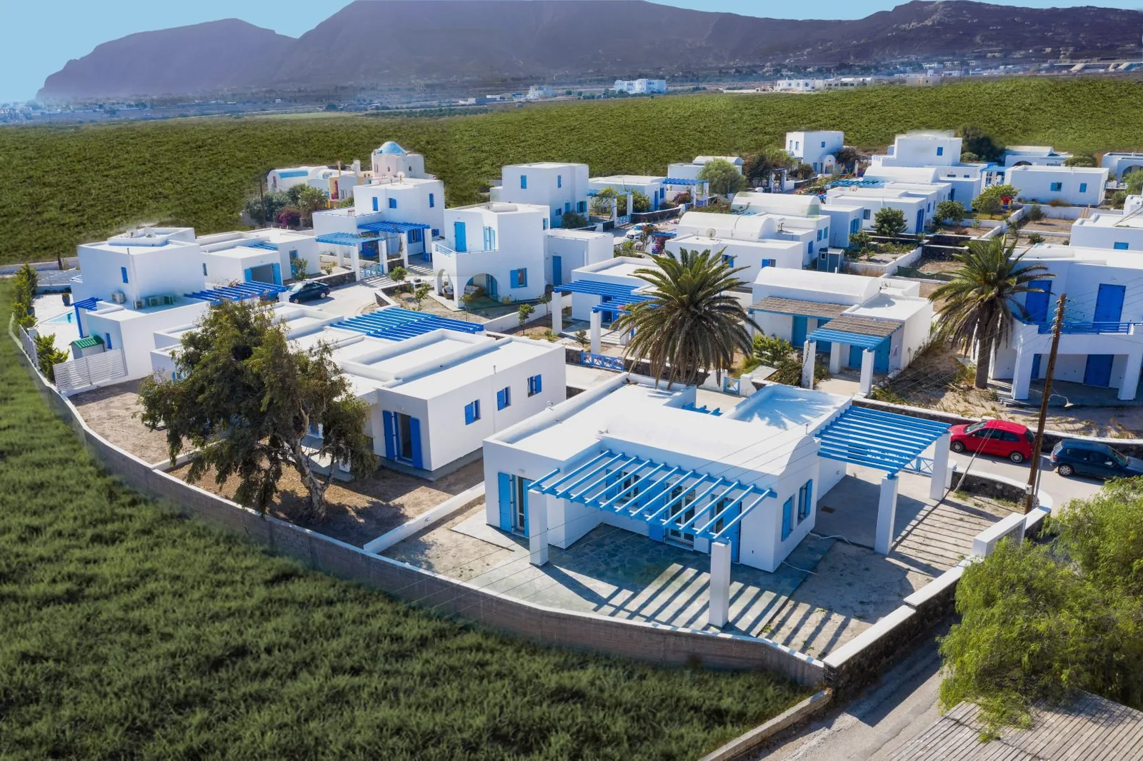Материал застройщика: Santorini Villas
